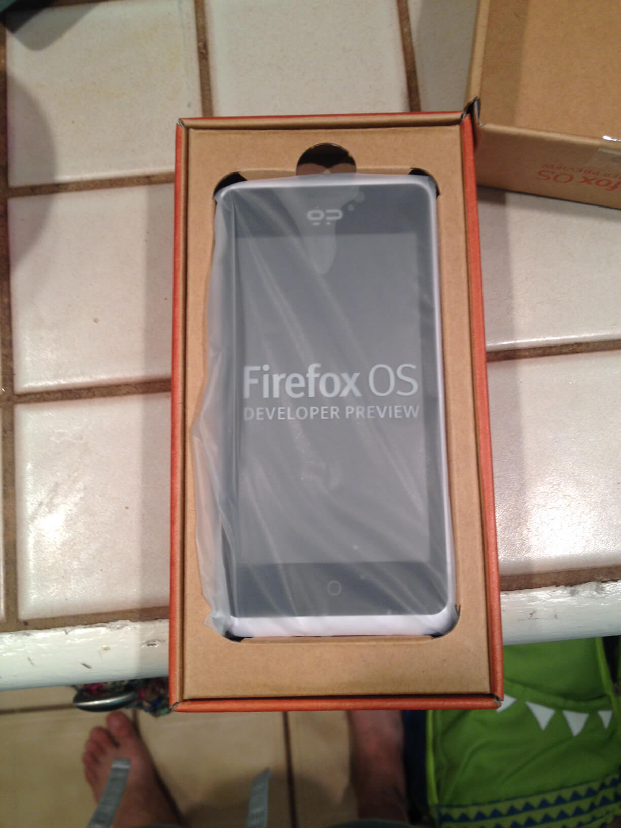 Geeksphone Peak Firefox OS Phone 3